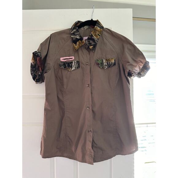 Master Sports Girls Rugged Outdoor Gear Button Up Real Tree Camo Accents XL Girl - Picture 1 of 5